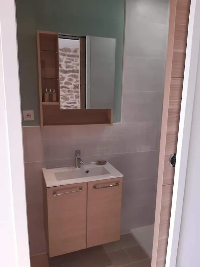 Charmant Studio, Avec Cuisine Et Espace Exterieur Plouguerneau